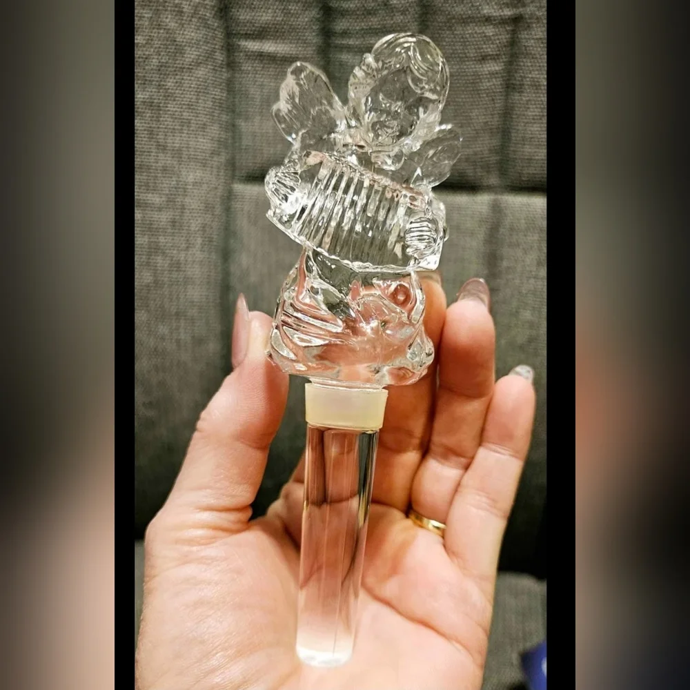 Mikasa Wine Bottle Stopper Austrian Crystal Cherub Song Angel